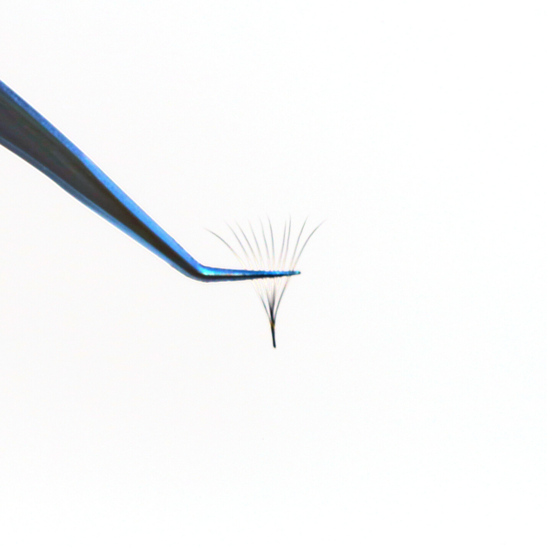 10D, .05, Handmade Loose Fans (750/3 Length Mix)