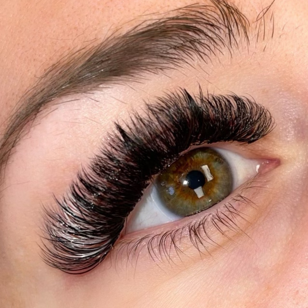Marshmallow Volume Lashes